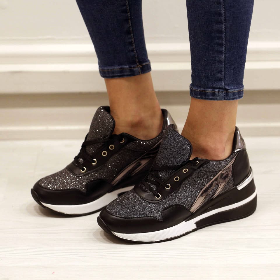 Pabuç Butik Mito Bayan Spor Ayakkabı Siyah Simli